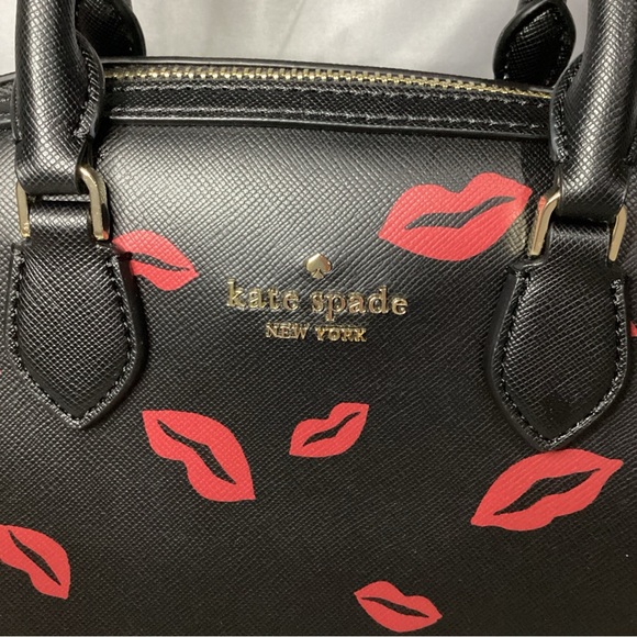 Kate Spade Small Madison Lips Toss Leather Duffle Crossbody Bag EUC 88 - Picture 7 of 13